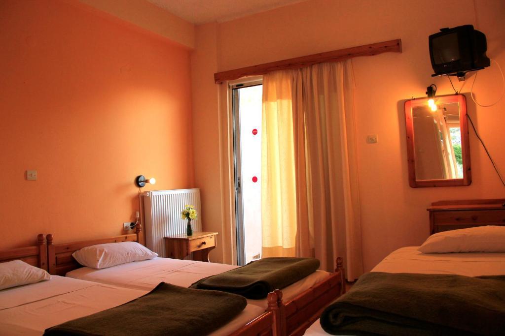 Agioi Pandes Hotel Galaxias חדר תמונה