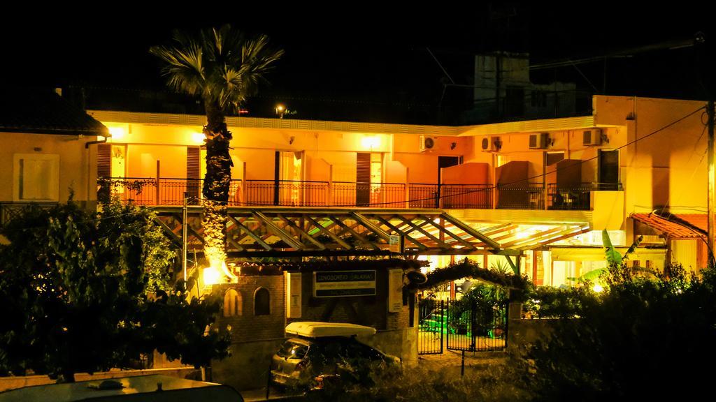 Agioi Pandes Hotel Galaxias מראה חיצוני תמונה